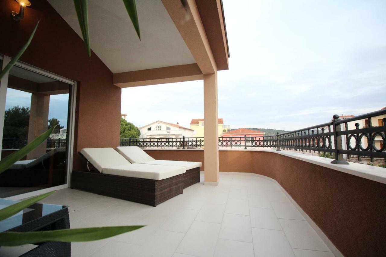 Lux Haus Villa Trogir Exterior photo